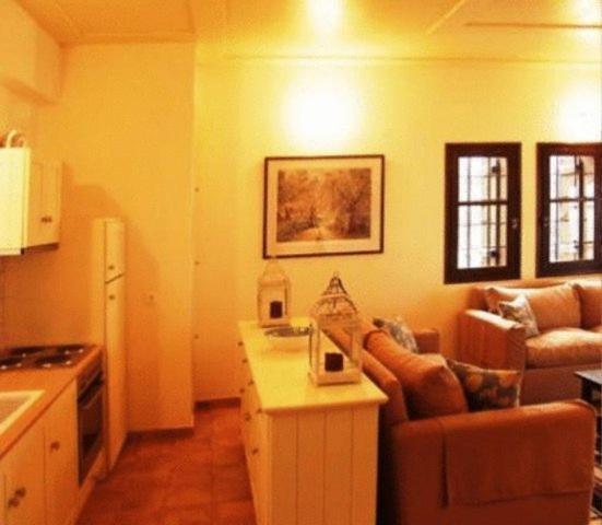 Sea Front Apartment Milina Exterior photo